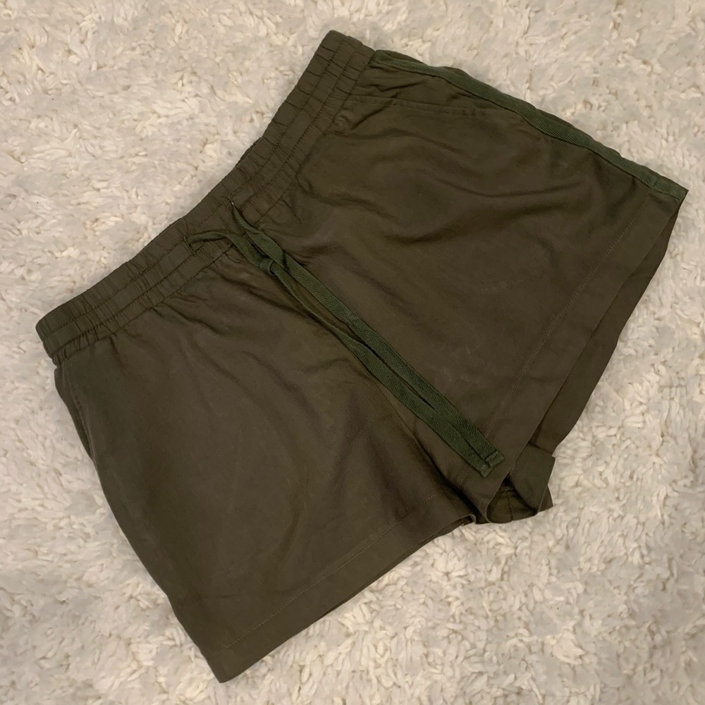 Forever 21 Olive Green Lounge Shorts 💚